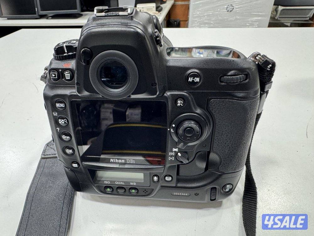 Digital Nikon D3s7