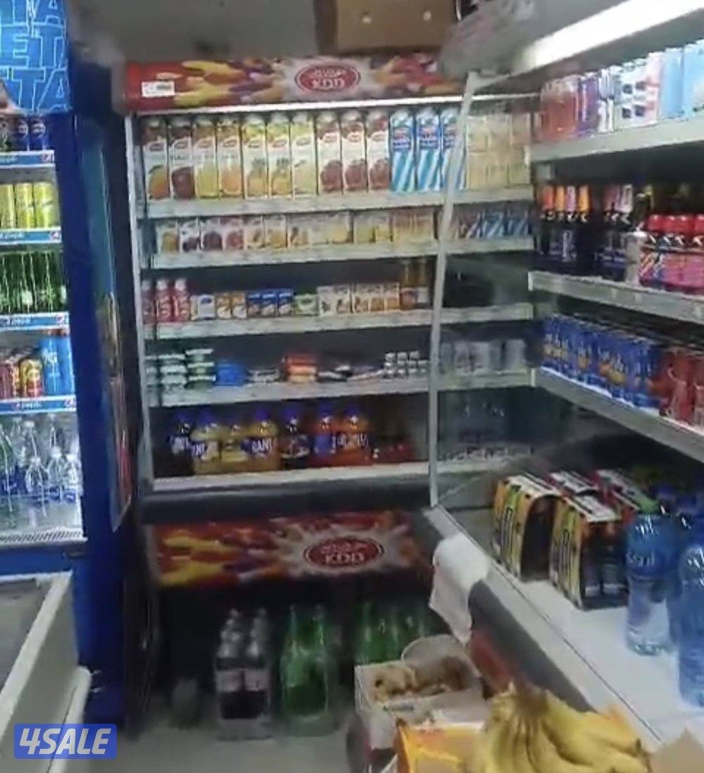 بقى للبيع سالمية مبيعات يومية بين ٢٠٠ -٢٥٠ دينار عقد ضمان بالشهر٣٥٠0