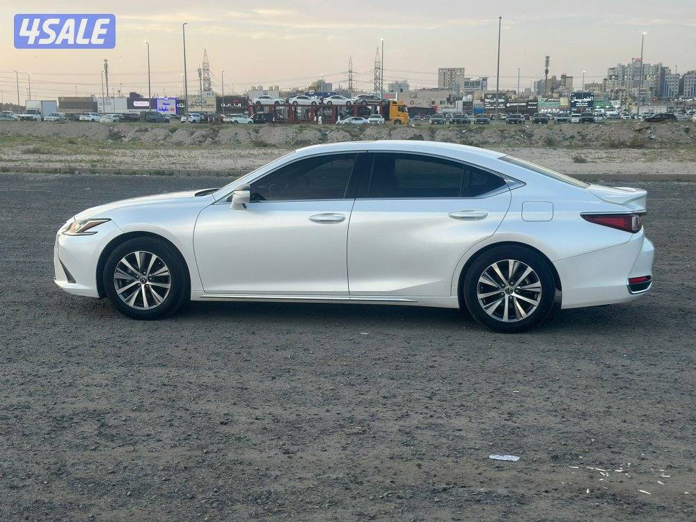 لكزس es250 موديل 20202