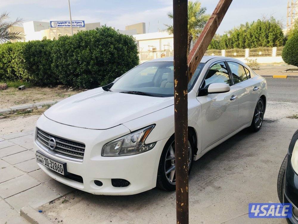 Nissan Maxima 20101