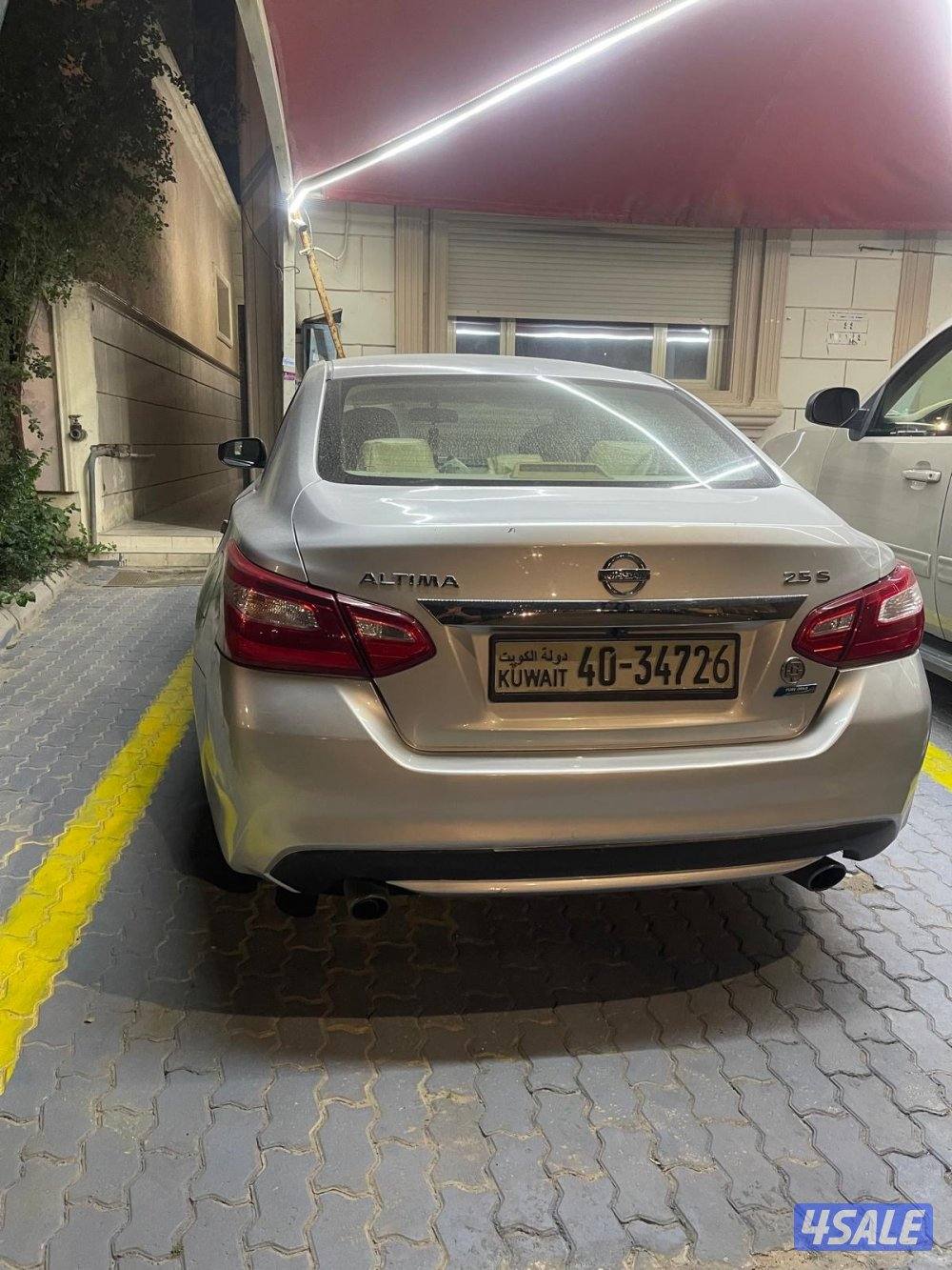 للبيع التيما شرط الفحص ماشيه 180 الف2