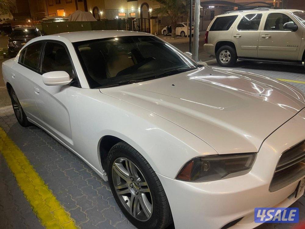 للبيع دوج تشارجر 2014 شرط الفحص ماشيه 150 الف0