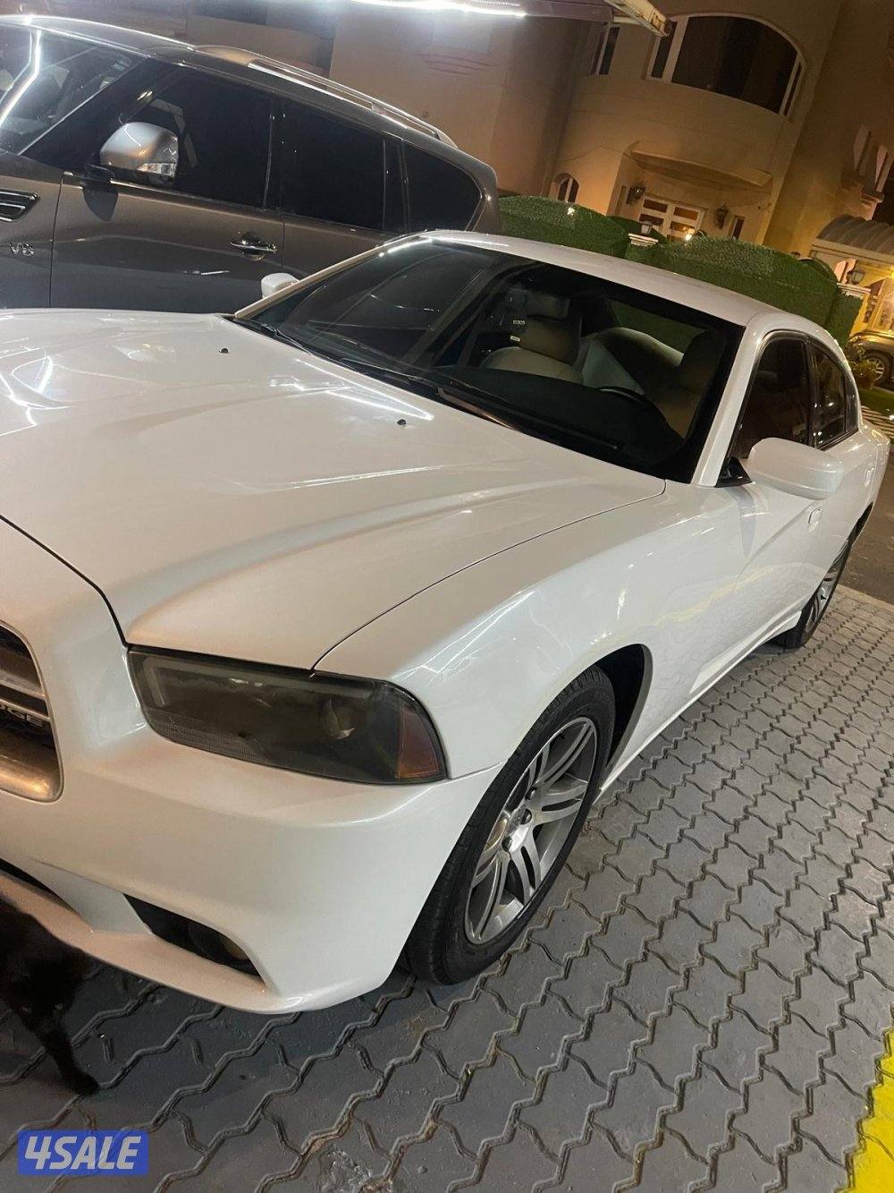 للبيع دوج تشارجر 2014 شرط الفحص ماشيه 150 الف1