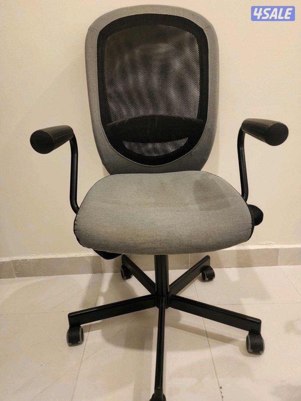 كرسي مكتب من ايكيا0