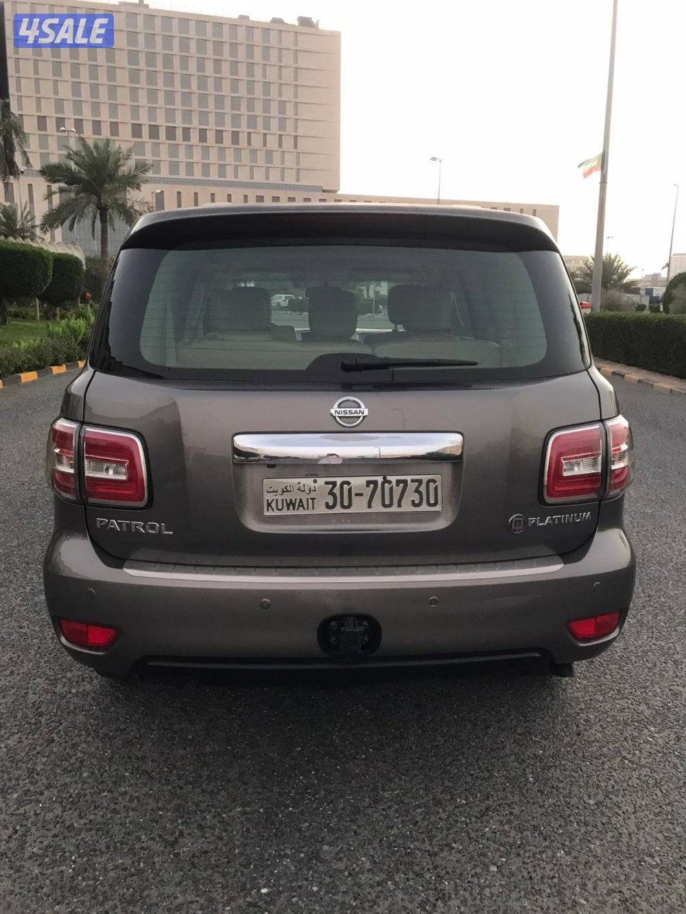 جيب نيسان باترول بلاتنيوم مديل 2015 صبغ الوكاله5