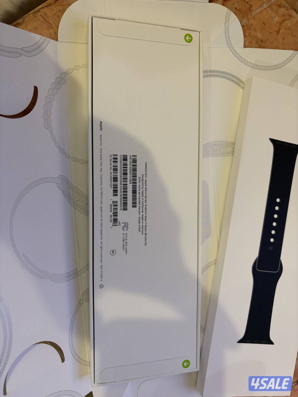 ساعة ابل 10 تيتانيوم مع شريحة اتصال1