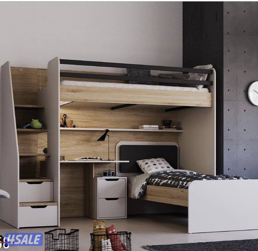 ثلاث سراير مع مكتب والادراج 2تخزين نظييييف0