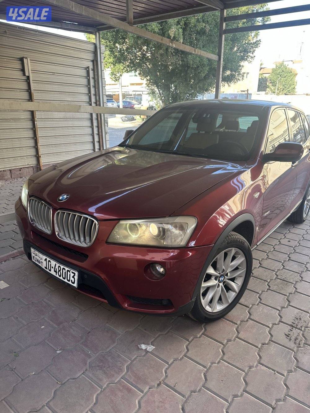 للبيع بي ام دبليو -x3 موديل ٢٠١١ عداد ٢٣٦ اللون عنابي2