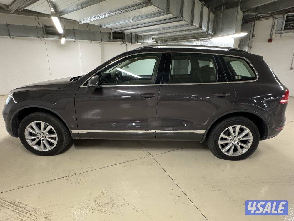 بحاله جيدة ٦ سلندر4