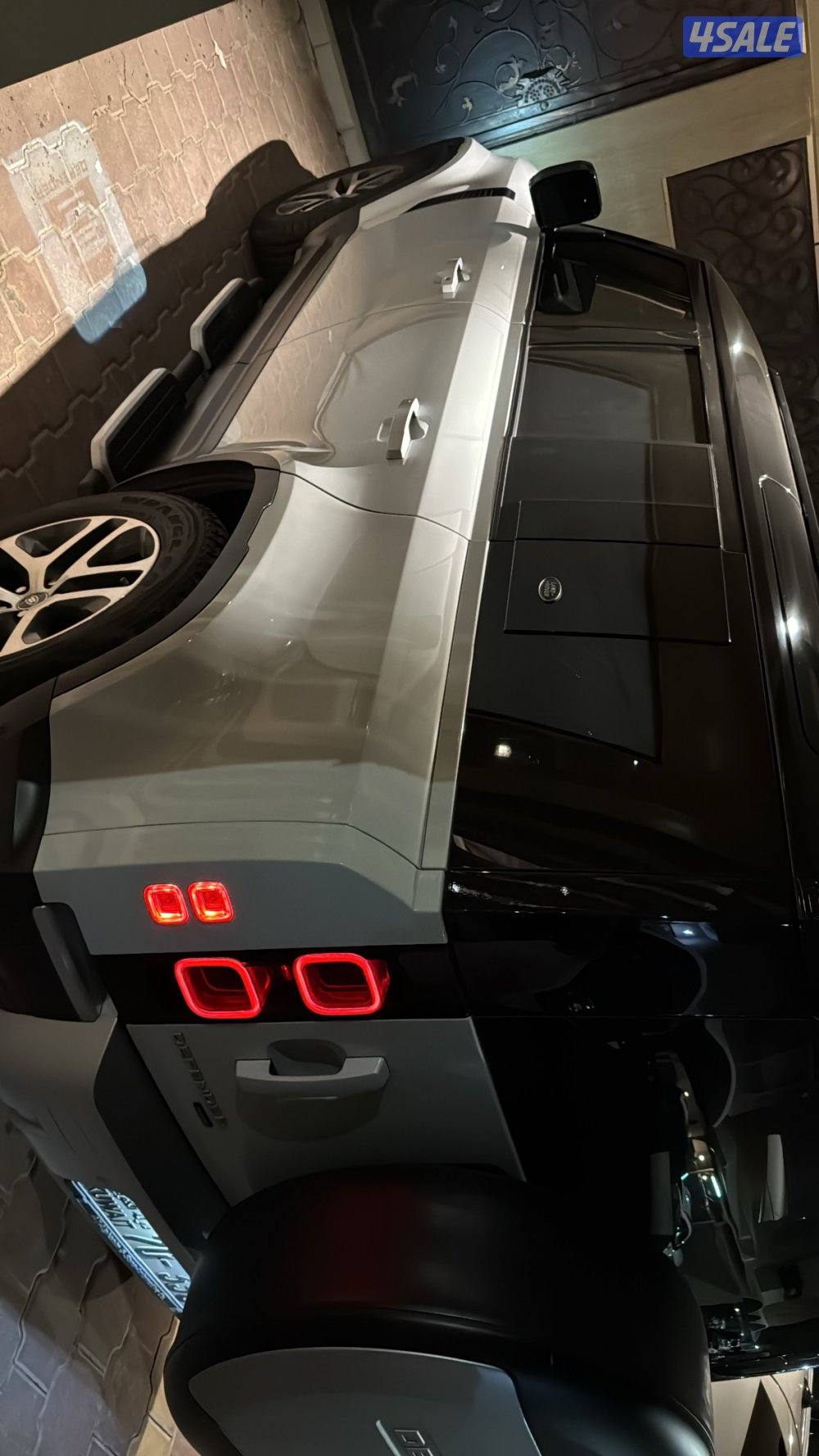 للبيع ديفندر20232