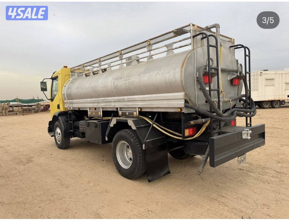 تنكر رينو 20022