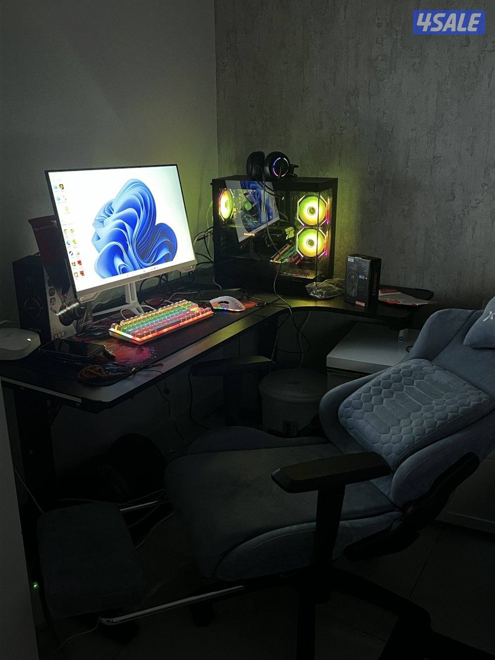 للبيع بي سي كامل0