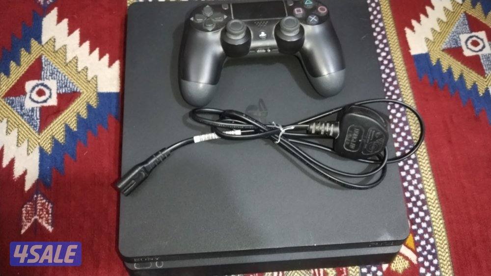 بلايستيشن 4 ممتاز ولا يشكي من شي بلاستيشن سليم0