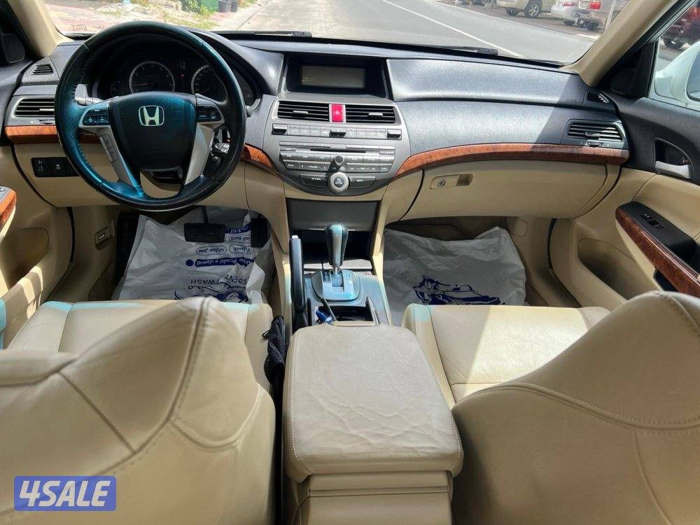 بيعة سريعة من النوادر بقمة النظافة وشرط الفحص4