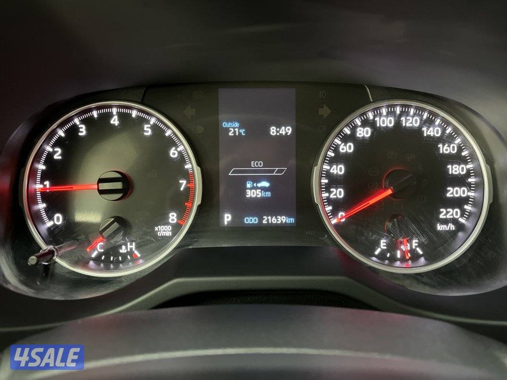 TOYOTA RAV401 4X2 STANDARD OPTION6