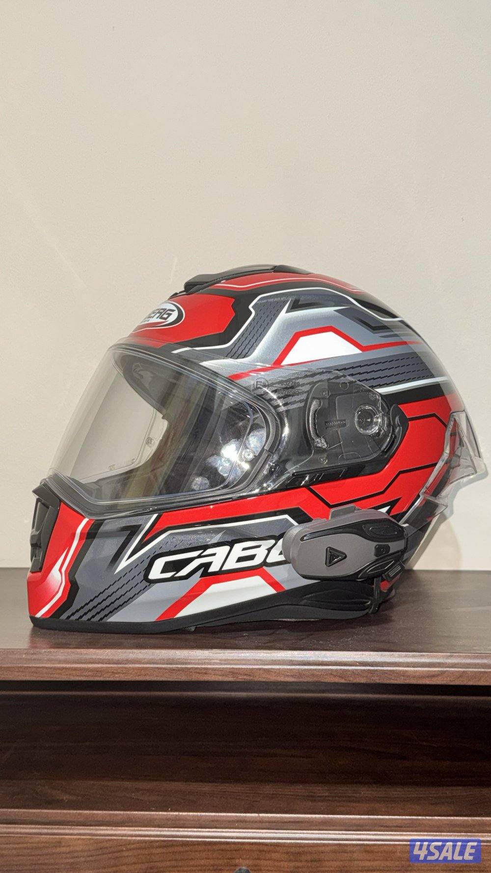 خوذ اصليه بحالة ممتازه0