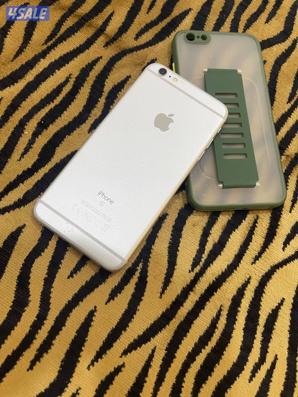 ايفون 6s بلس 64 قيقا شغال زين مع كفر وشاحن1