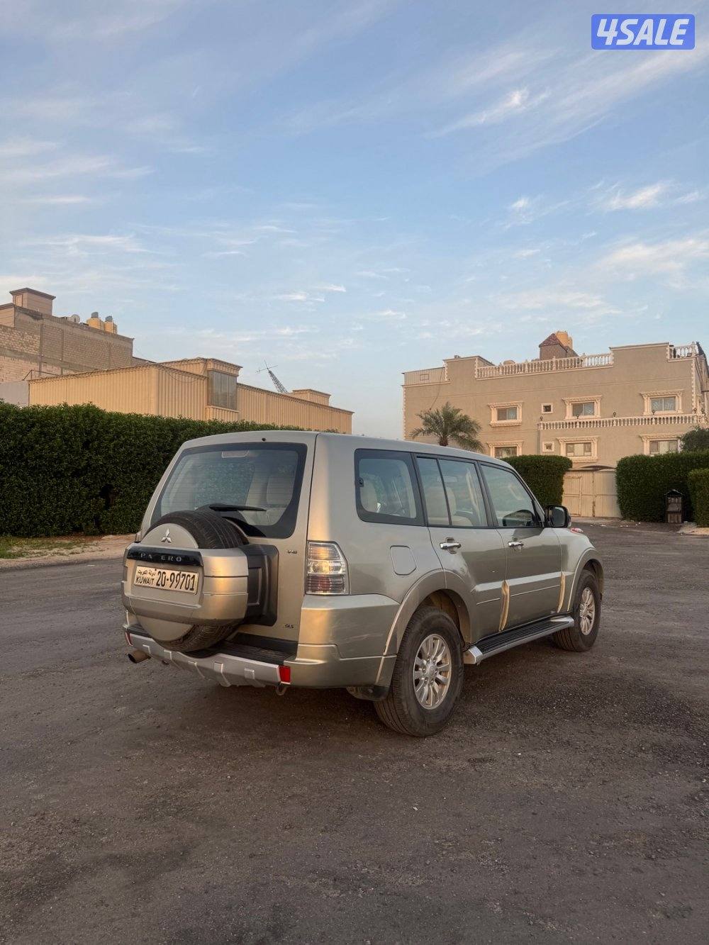 جيب باجيرو ماشي ٣٨٥ الف في ثلاث قطع تجميلي خالي من الحوادث3