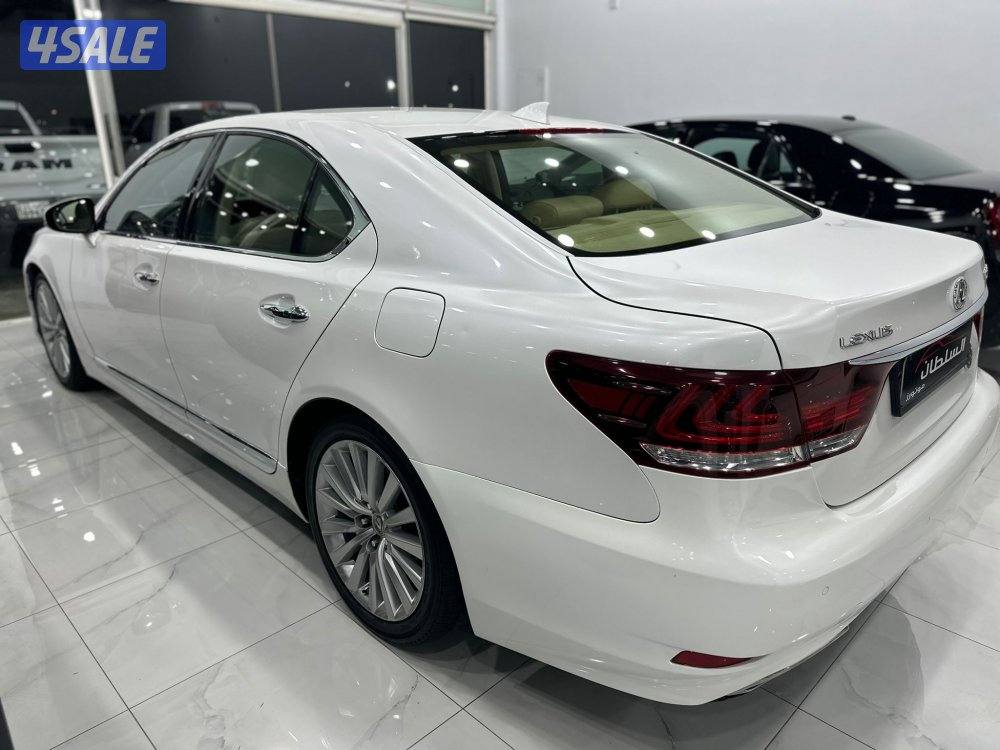 لكزس LS 460 موديل ٢٠١٦ وارد الوكاله سيرفس وكاله2