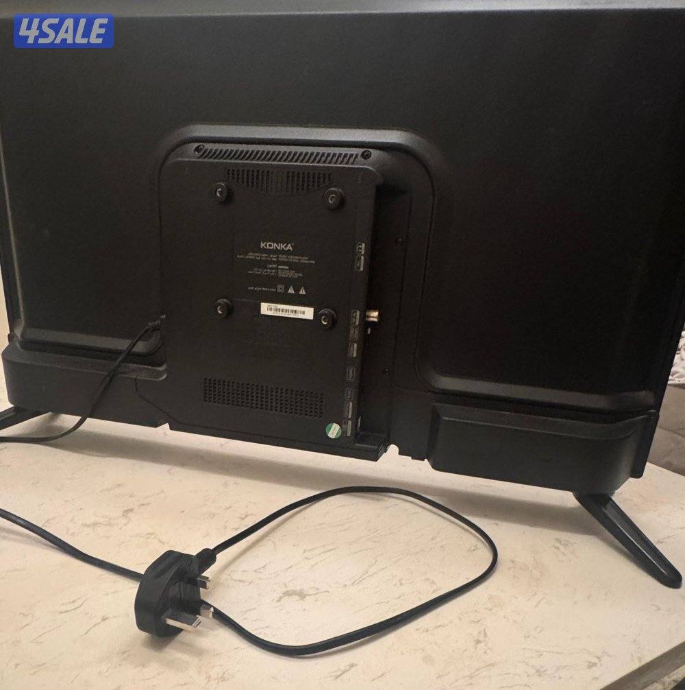 للبيع شاشة KONKA ٣٢ بوصة LED - نظيفة جداً التواصل واتساب فقط2