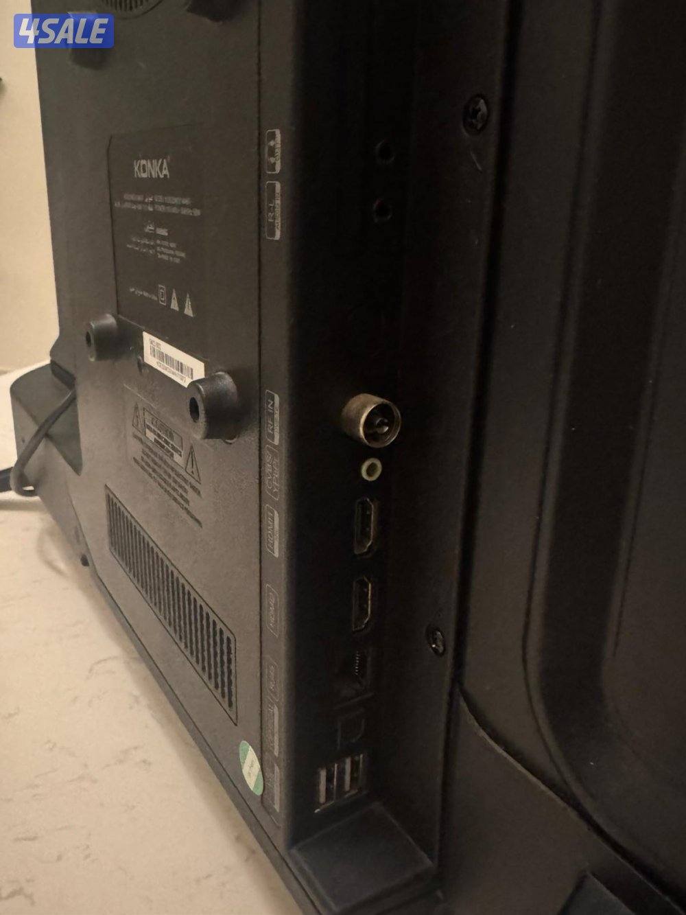 للبيع شاشة KONKA ٣٢ بوصة LED - نظيفة جداً التواصل واتساب فقط3