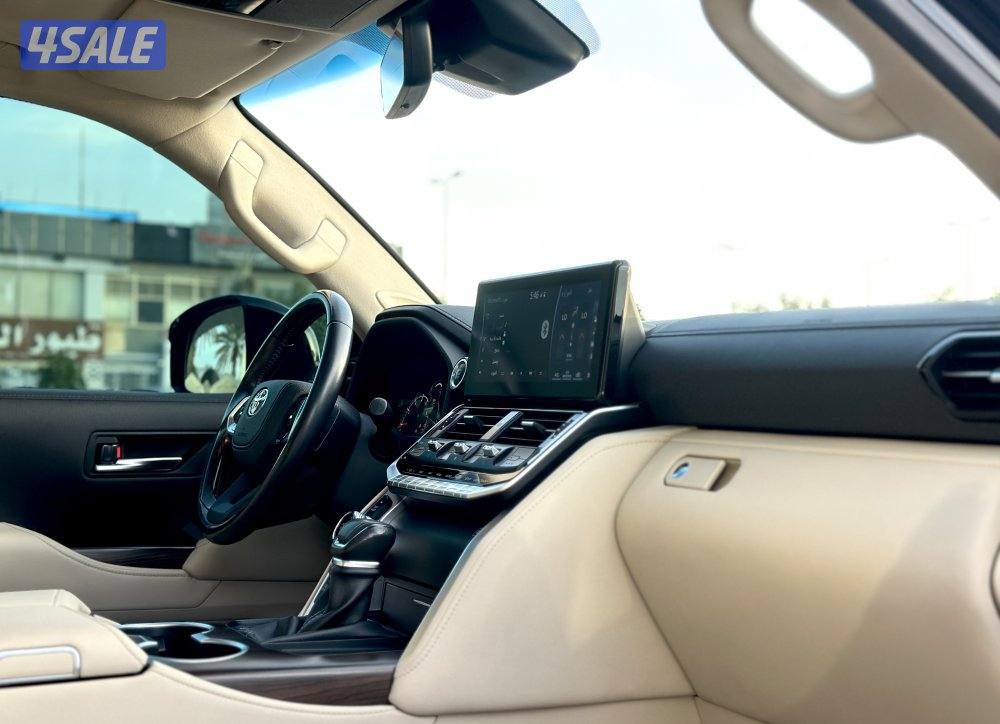 معرض القمة 🚩8