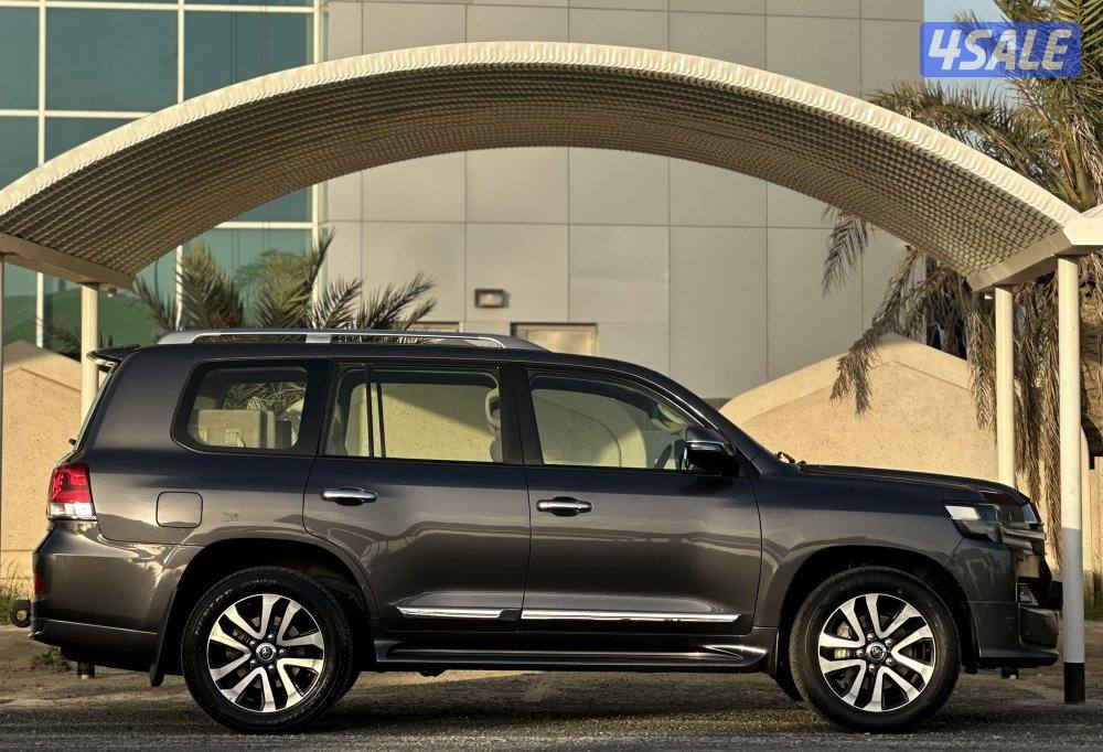 معرض القمة 🚩3