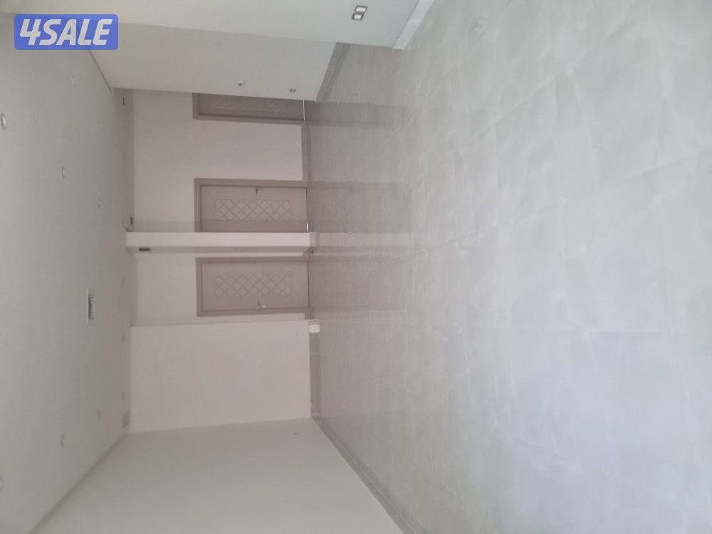 للايجار شقة كبيرة  في الخالدية   يوجد شقة في قرطبه2