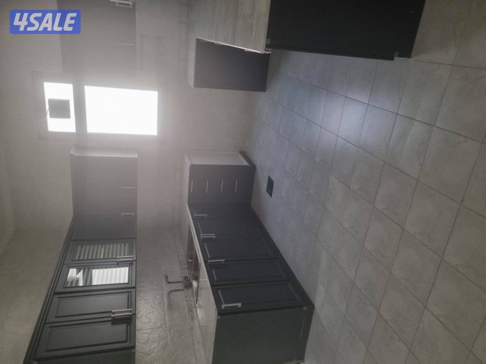 للايجار شقة كبيرة  في الخالدية   يوجد شقة في قرطبه3