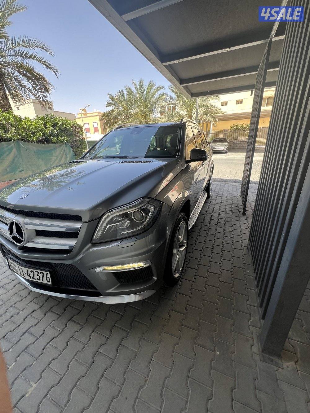 مرسيدس 500 وارد البشر اللون سلفر من داخل بيج ماشي 175 شرط الفحص3