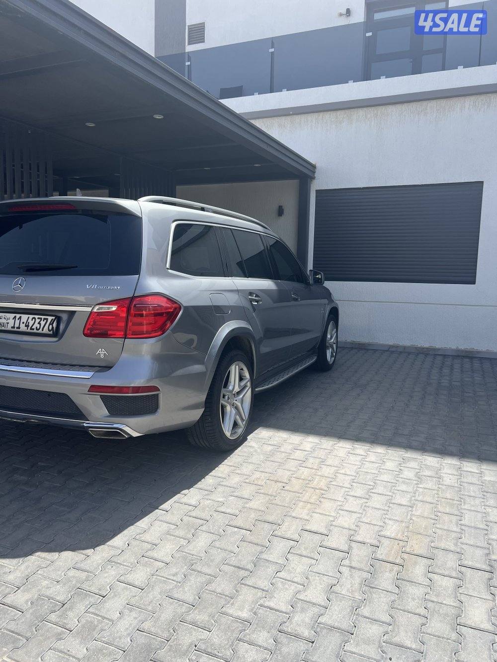 مرسيدس 500 وارد البشر اللون سلفر من داخل بيج ماشي 175 شرط الفحص7