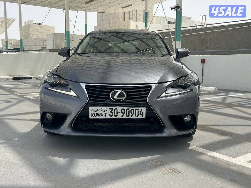 للبيع لكزس IS 3501