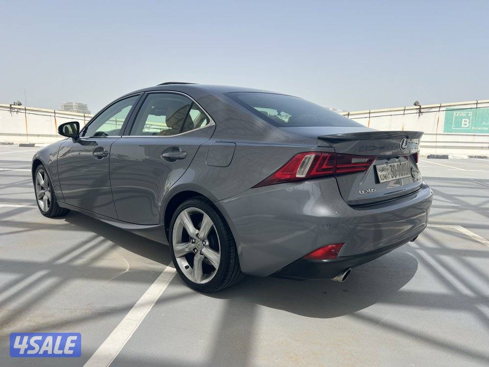 للبيع لكزس IS 3505