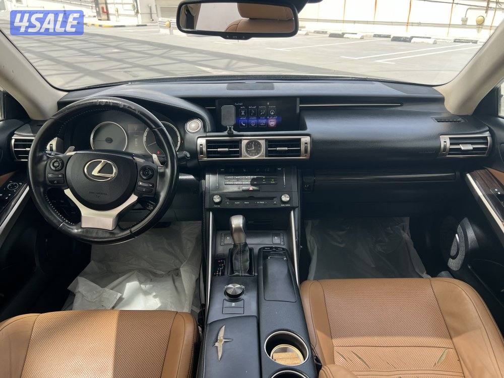 للبيع لكزس IS 3508