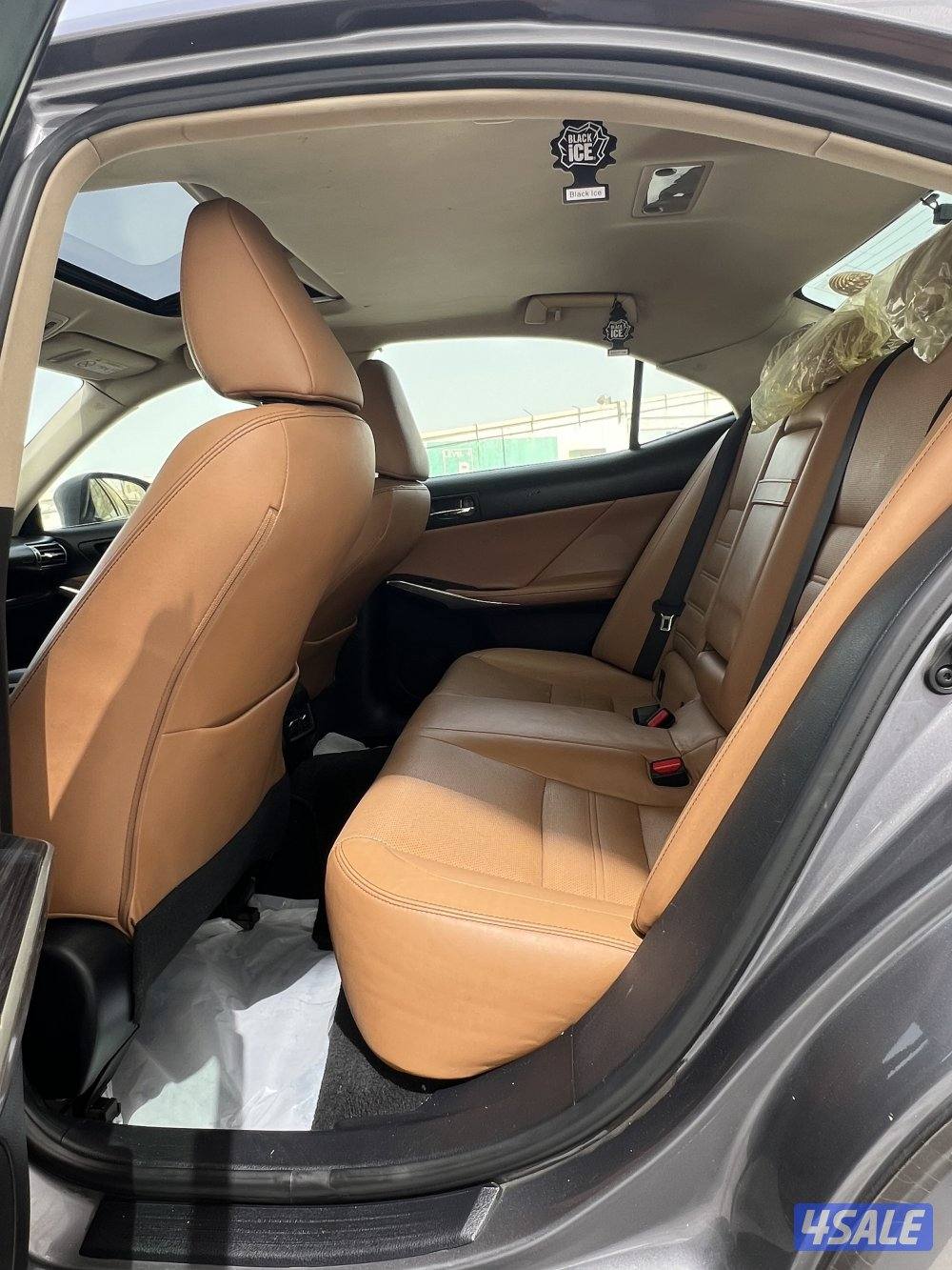 للبيع لكزس IS 3509