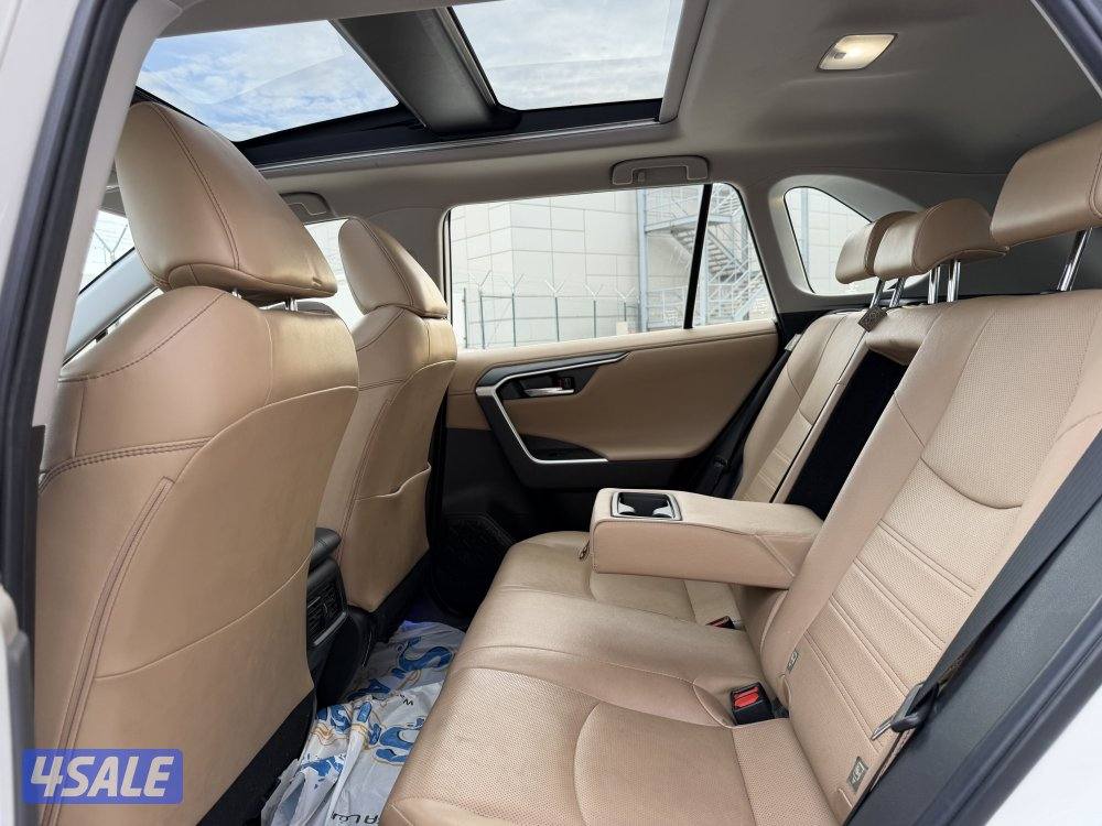 تويوتا راف 4 اعلى اعلى واغلى فئة الفل 4WD بنوراما موديل 2022 صبغ وكاله10