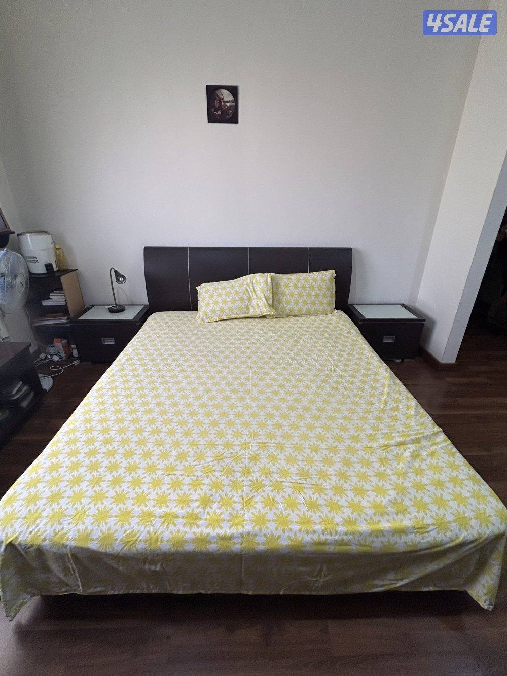 King size cot, 2 sets of 2 cabinets each wardrobes, side tables etc1