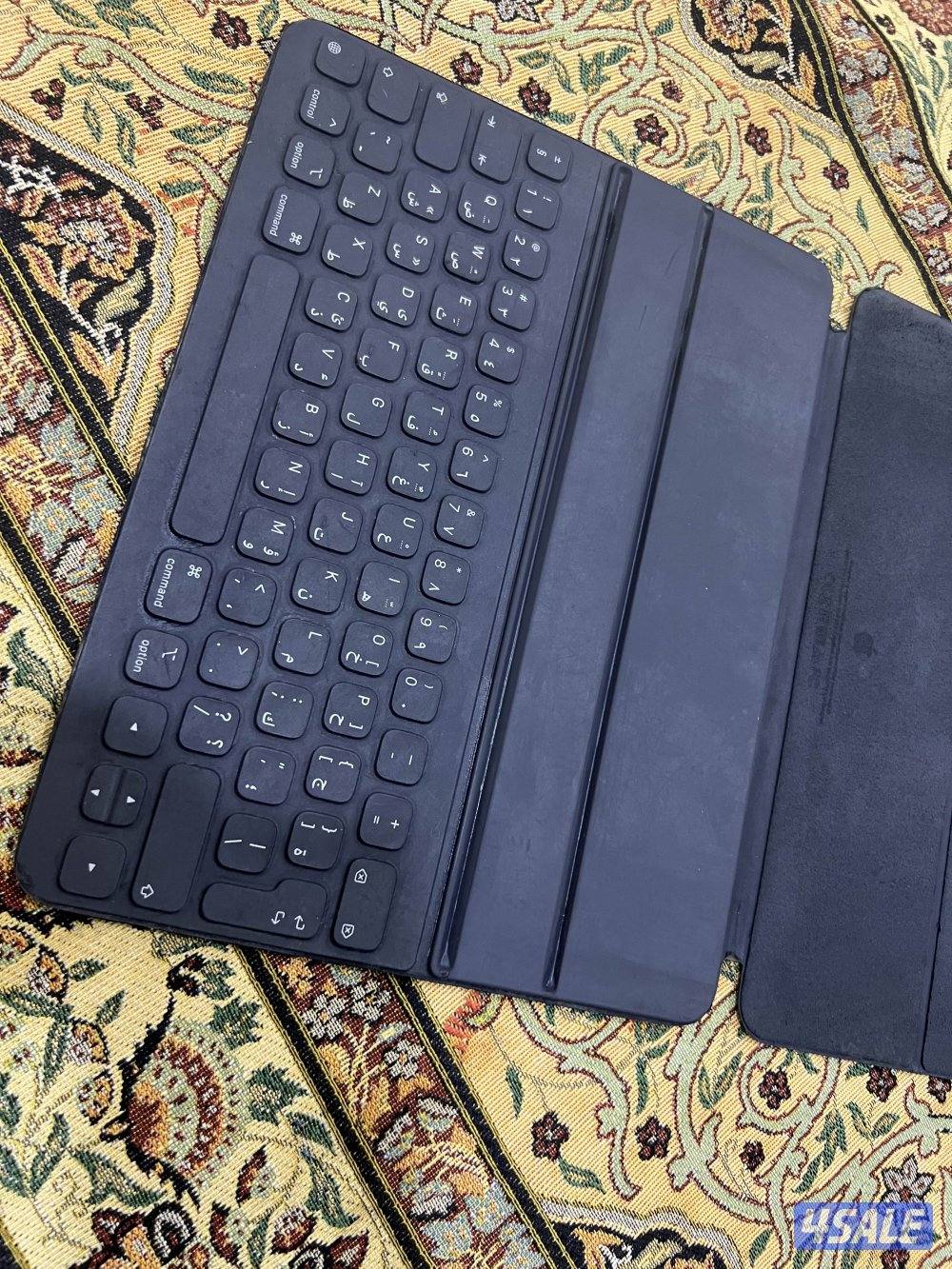 للبيع  كيبورد ابل ماجيك الاصلي ابل 12.9انش نظيف وشغال زين عربي انجليزي3