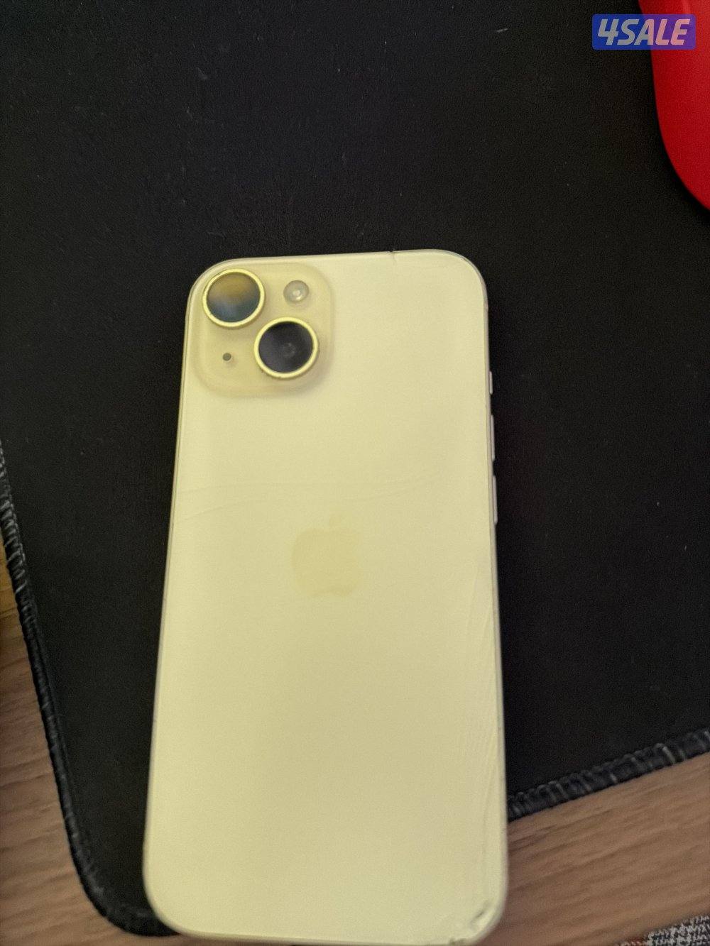 ايفون ١٥ مبدل شاشة و في كسر1