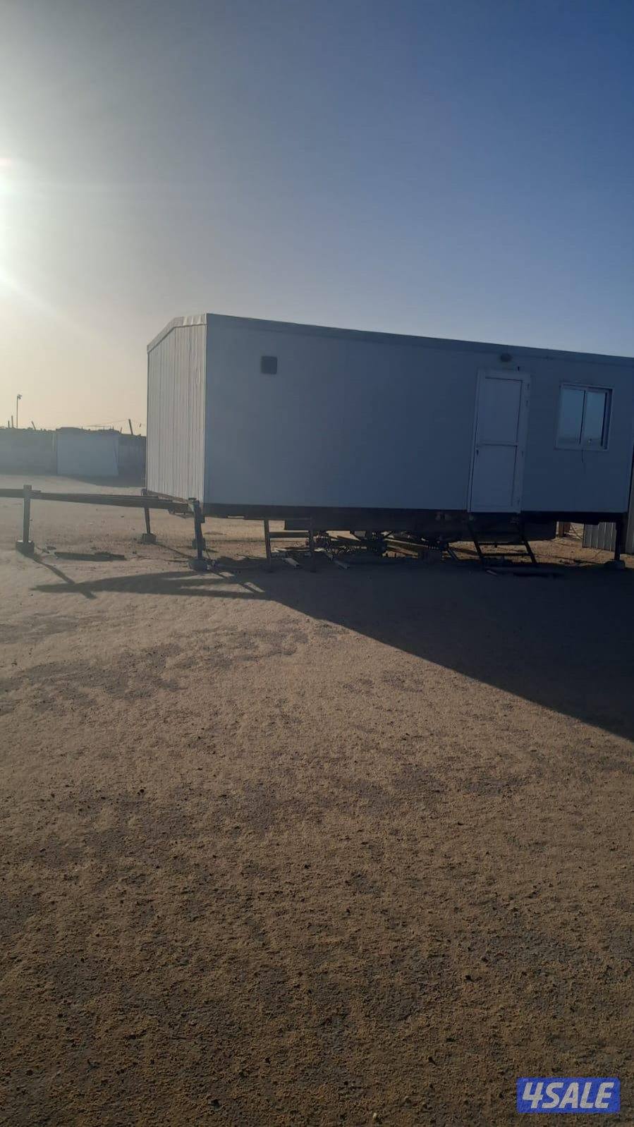 للبيع شاليه ساندويش سحب وحمام أمريكي وعرزالة سحب وكراسي0