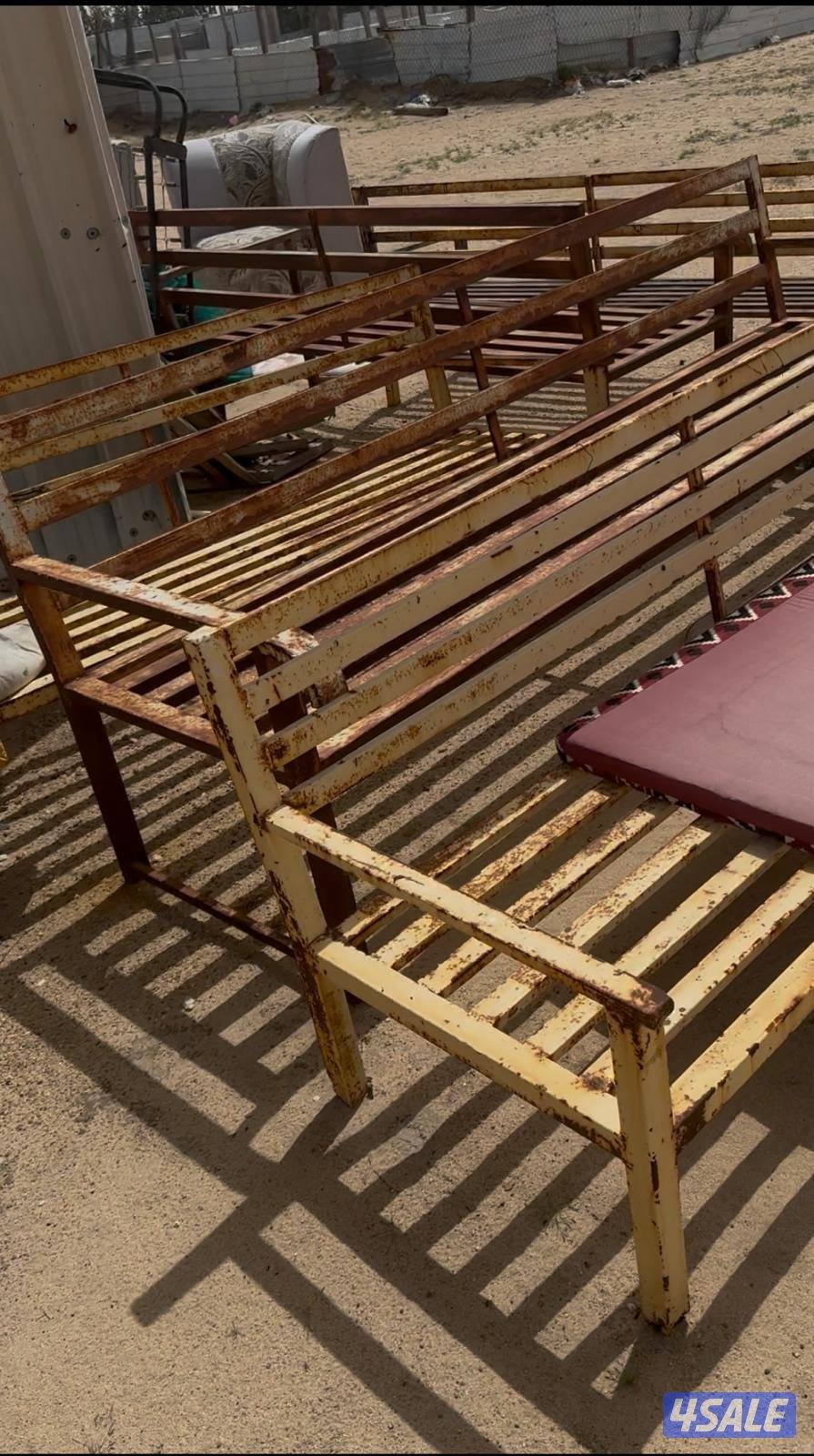 للبيع شاليه ساندويش سحب وحمام أمريكي وعرزالة سحب وكراسي7