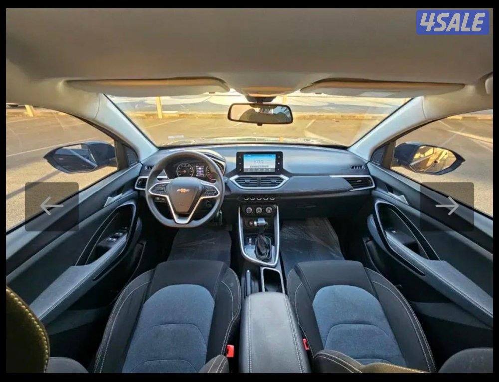 Captiva 2021 - black color - 7 seats - first owner1