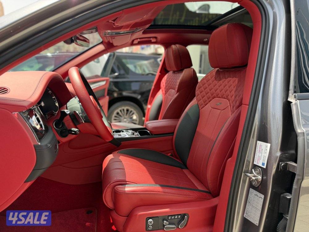 بنتلي…بنتياقا…S…موديل 2024 (قطع العداد 10 الاف كم)تحت الكفاله7