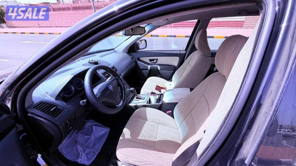 فولفو XC90 موديل 2008، 8 سلندر4