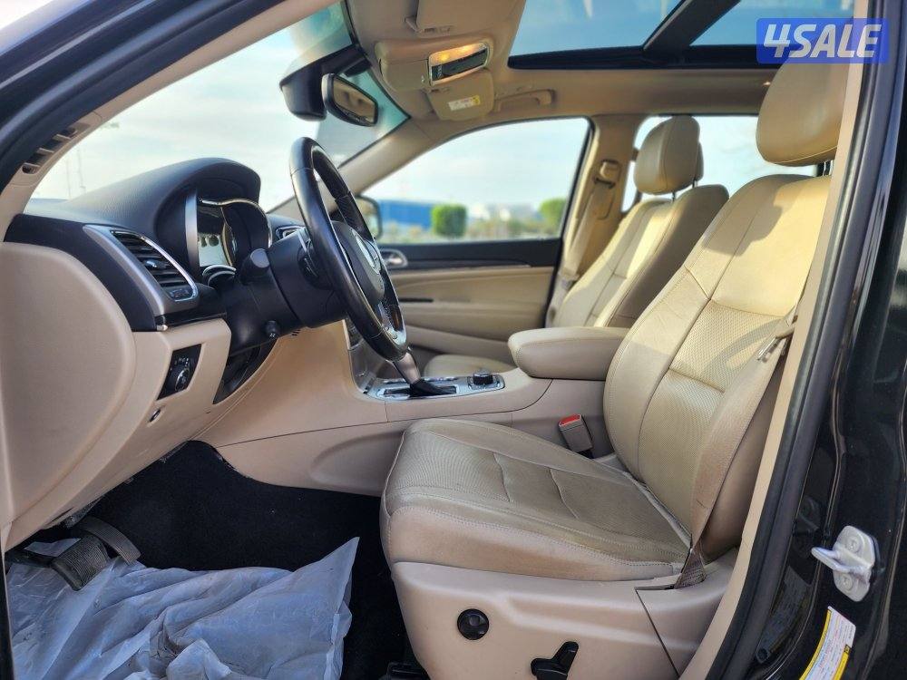 للبيع جراند شيروكي صبغ الوكالة موديل٢٠٢١ ليمتد اعلى درجة عداد ١١٢ ألف4