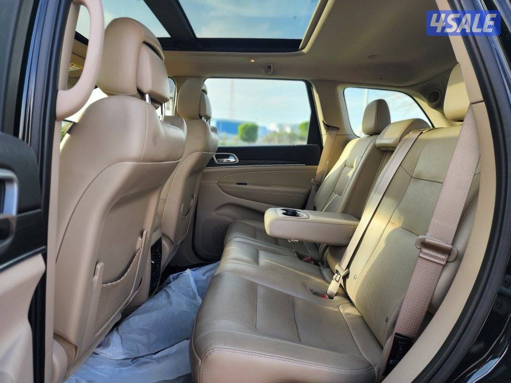 للبيع جراند شيروكي صبغ الوكالة موديل٢٠٢١ ليمتد اعلى درجة عداد ١١٢ ألف5