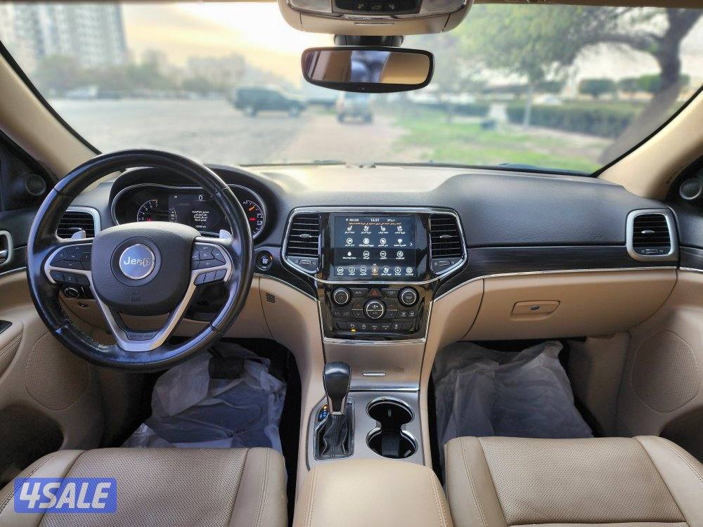 للبيع جراند شيروكي صبغ الوكالة موديل٢٠٢١ ليمتد اعلى درجة عداد ١١٢ ألف7