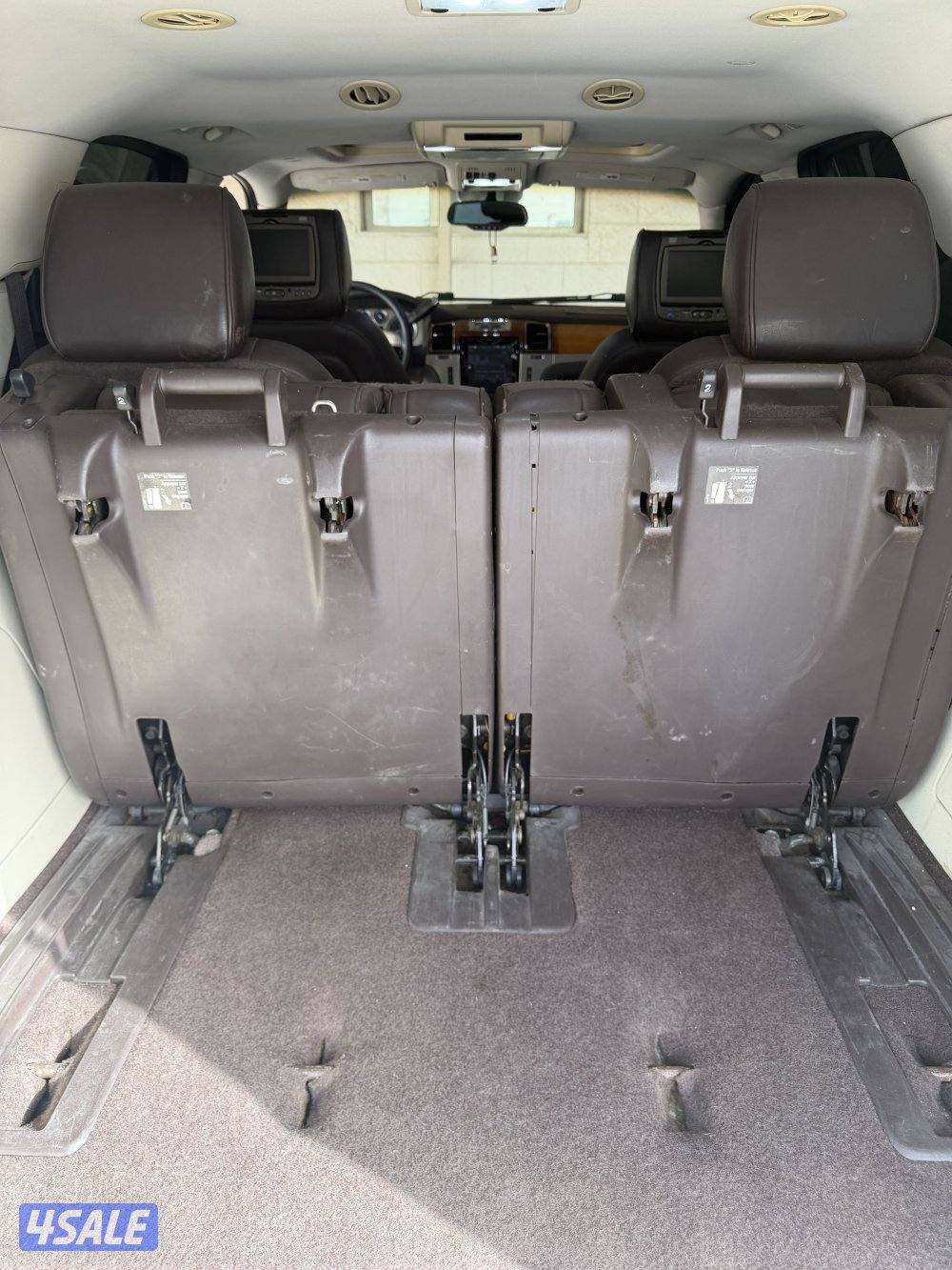 داخلية اسكاليد بلاتنيوم كامله نظيفه1