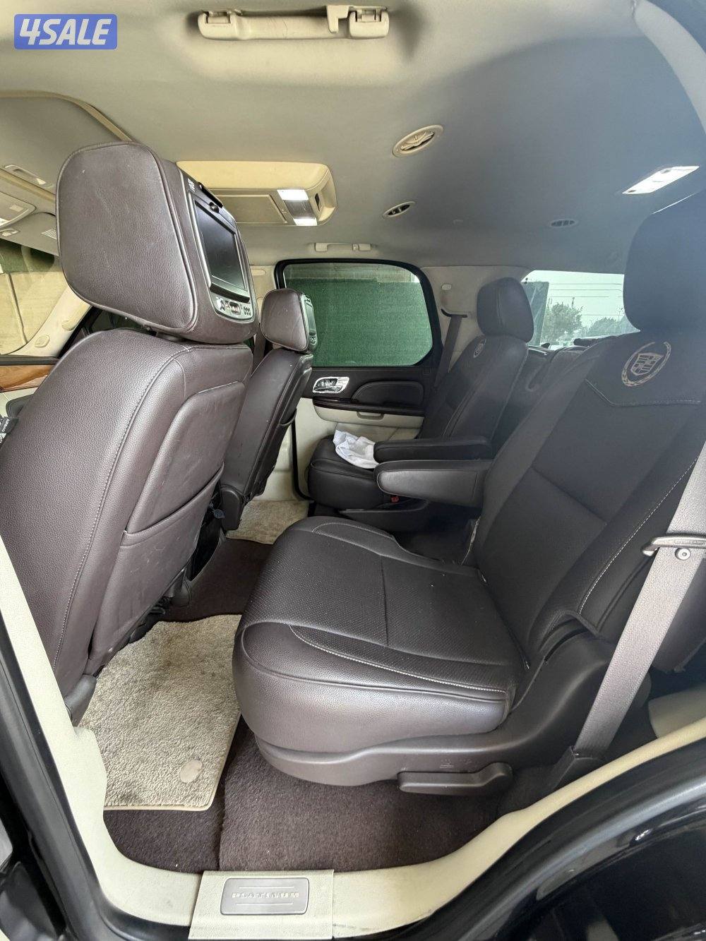 داخلية اسكاليد بلاتنيوم كامله نظيفه4