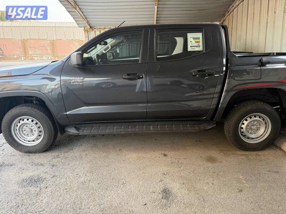 وانيت ميتسوبيشي موديل 20241